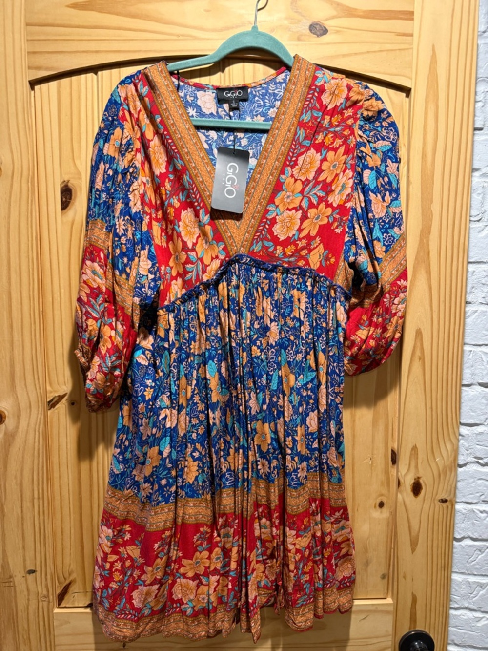 GGO Floral Boho V-Neck Mini Dress in Red & Blue